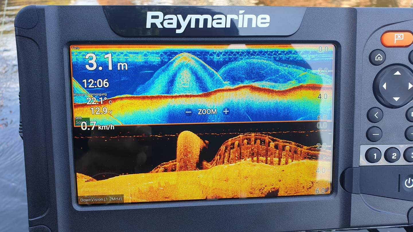Raymarine Echolote Fischfinder HyperVision