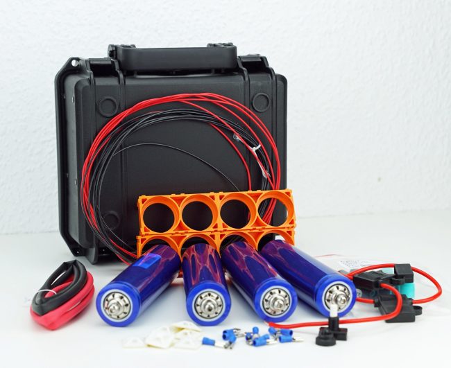 Ein Echolot-Akku mit mehr Power und halbem Gewicht? 🧱 So kannst Du ihn selbst bauen! 🛠 1 Echolot Tipps - DYS Echolot Akku selber bauen - Komponenten Nr.1 (2)