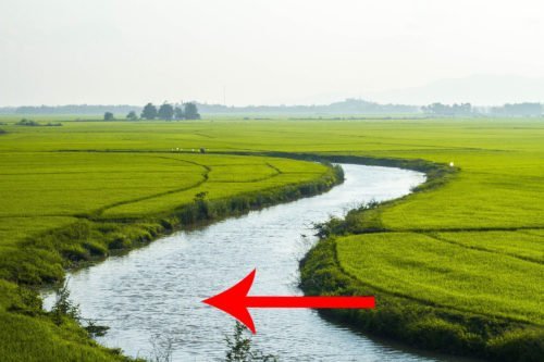 schlingernder Fluss beim Zanderangeln