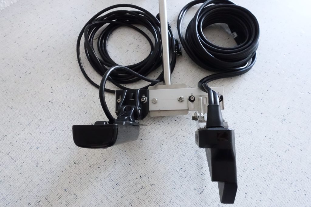 Abb. 10 Garmin LiveScope Praxistest, Doppelgeber Montage Livescope +Chirp Echolot