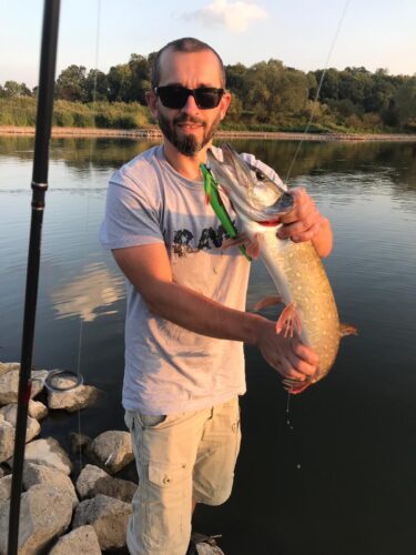 Futterneid - Der Hechtköder 7 Fangfoto Viktor Futterneid Mit Hecht IMG 20190912 WA0037